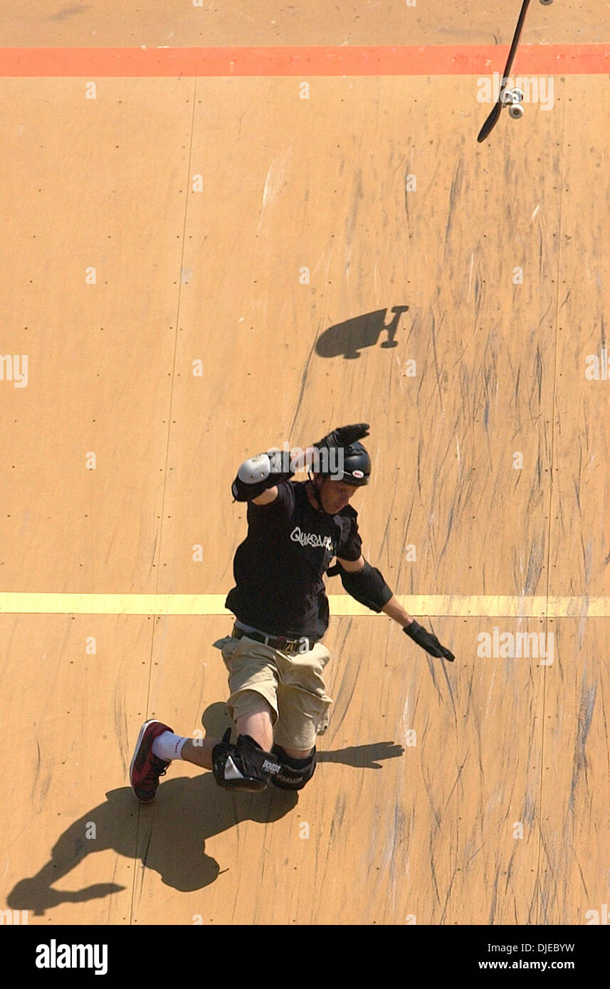 Aug 07, 2004; Los Angeles, CA, USA; Pro Skateboarder TONY HAWK loses