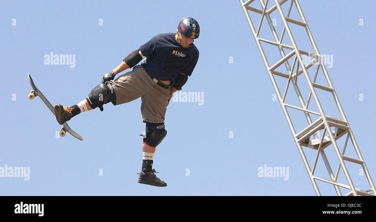 August 5, 2004; Los Angeles, CA, USA; Pro Skateboarder BRIAN PATCH  practices on the Sakteboard Big Air ramp during X Games X Stock Photo -  Alamy