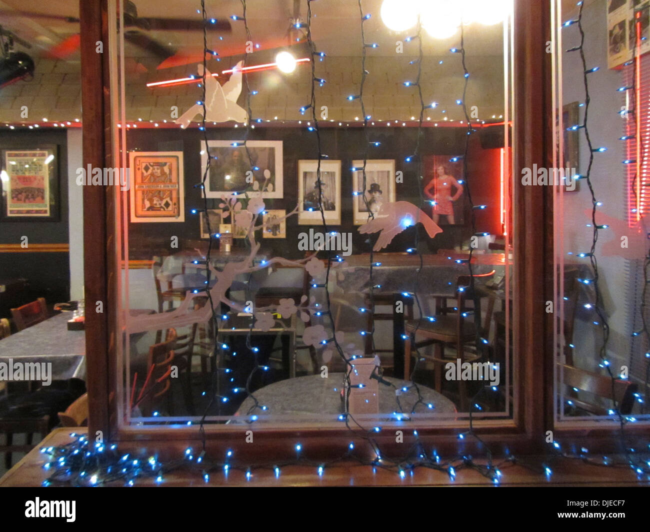 Bluebird Cafe In Nashville Tn