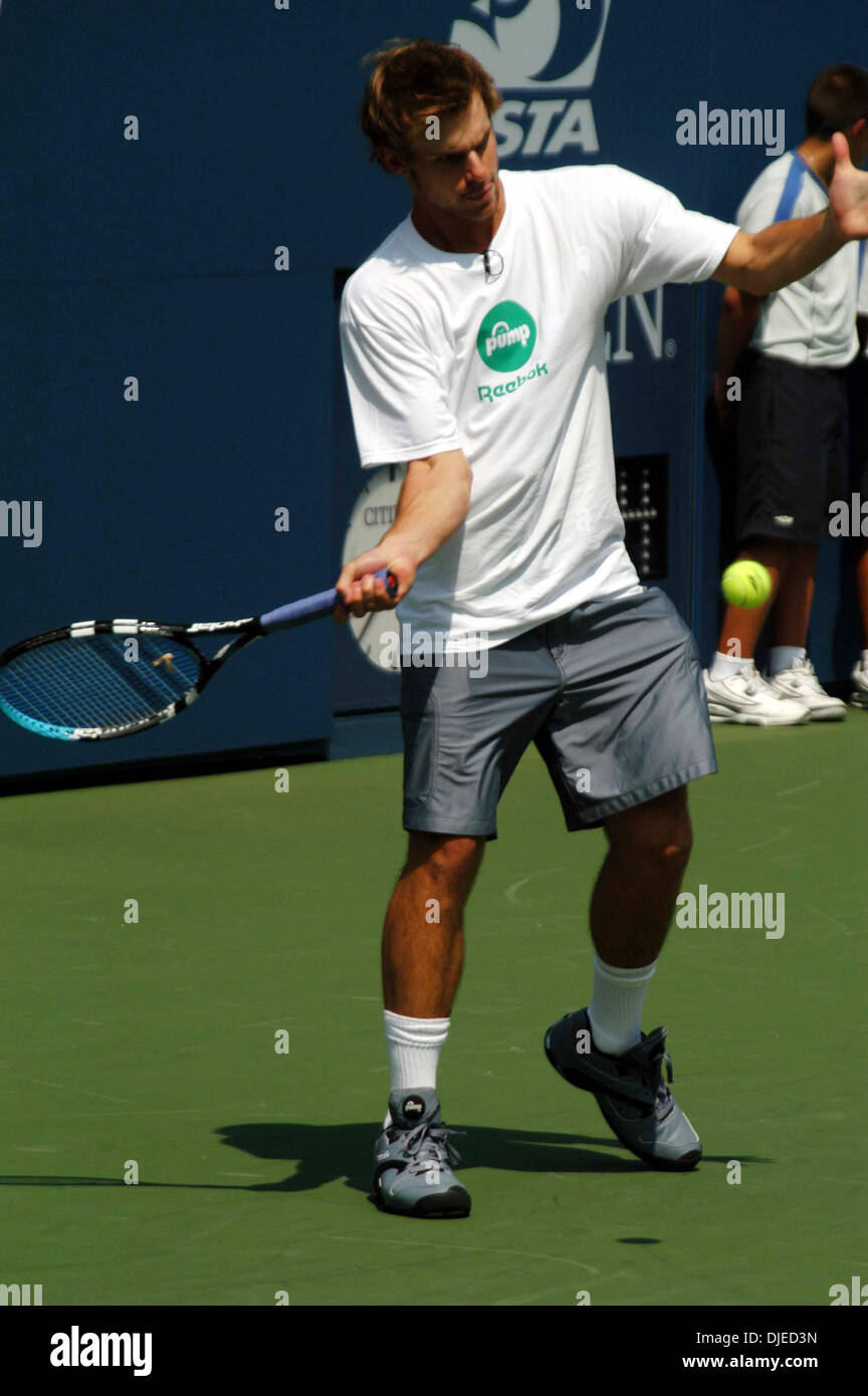 Aug 28, 2004; NYC, NY, USA; Tennis great ANDY RODDICK at the 2004 Arthur  Ashe Kids Day prior to the start of the US Open at Flushing Meadows Stock  Photo - Alamy