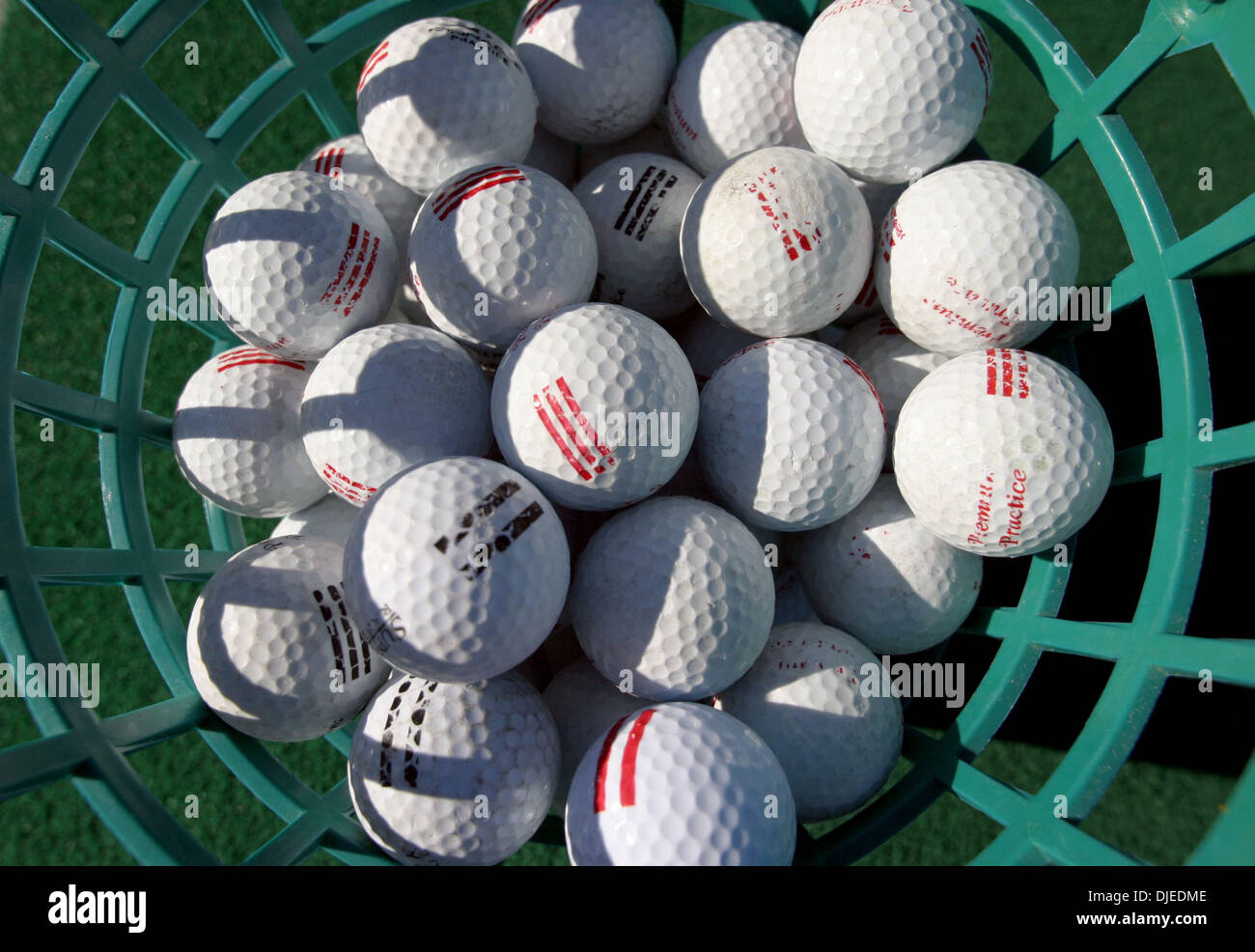 Page 2 - Bucket golf balls High 