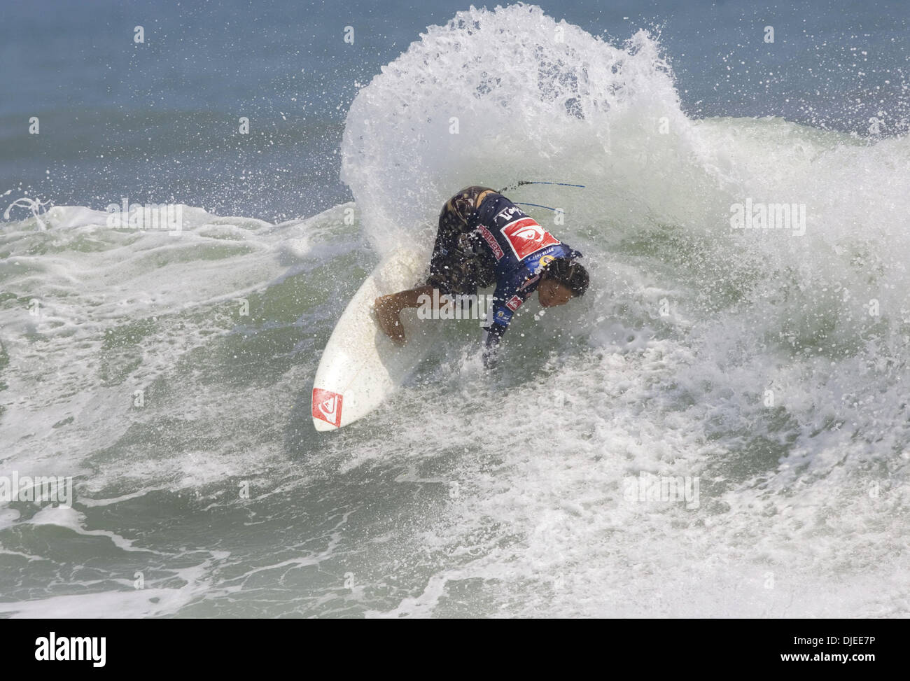 Sep 02, 2004; Hebara Beach, Chiba, Japan; Japanese wildcard surfer Masatoshi Ohno (Shizuoka-Izu, Japan) pictured in round one of the Quiksilver Pro Japan which is the sixth of 12 of events for the men on the 2004 Fosters ASP World Tour and features the top 45 surfers in world and three wild card surfers. Stock Photo