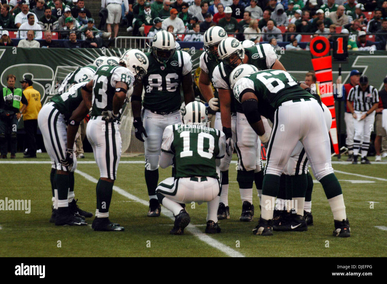 Oct 10 2004 New York Ny Usa Ny Jets Vs Buffalo Bills At Giant Stadium Jets Won The Game 16 14 Stock Photo Alamy