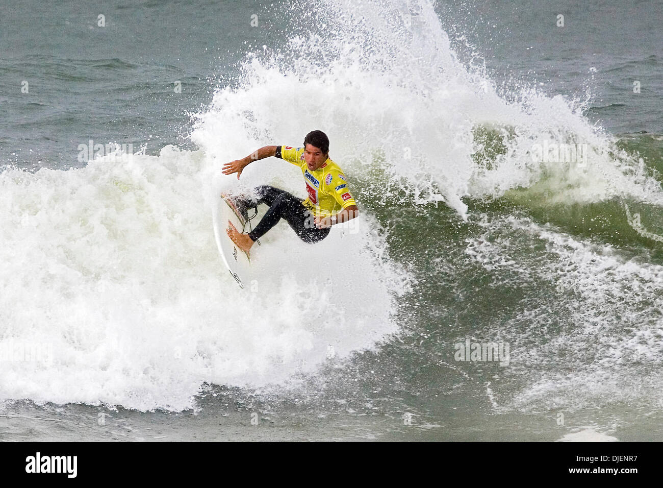 Sep 25, 2007 Hossegor, France Brazilian BERNARDO MIRANDA won the battle of the natural