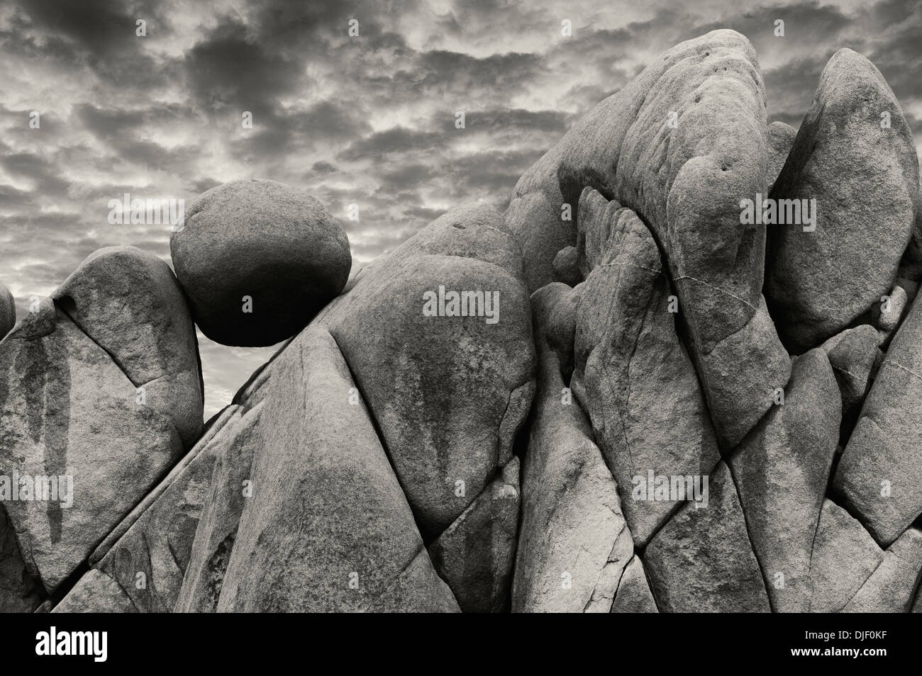 The round rock hi-res stock photography and images - Alamy