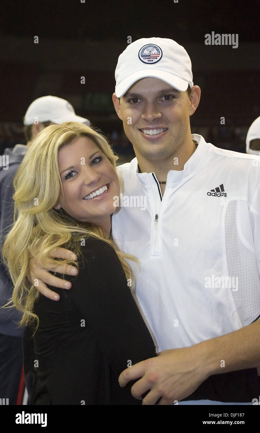 Dec 01, 2007 - Portland, Oregon, USA - BOB BRYAN and girlfriend, SAMANTHA are all smiles after the Bryan brothers secured the USA win for the 2007 Davis Cup. The United States won its first Davis Cup title since 1995 behind a convincing doubles victory Saturday by the Bryan brothers who cruised to a 7-6 (4), 6-4, 6-2 win over Russia's Nikolay Davydenko and Igor Andreev on the indoo Stock Photo