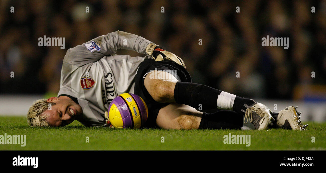 Manuel Almunia of Arsenal lies injured (Credit Image: © PHOTOGRAPHER/Cal Sport Media) Stock Photo