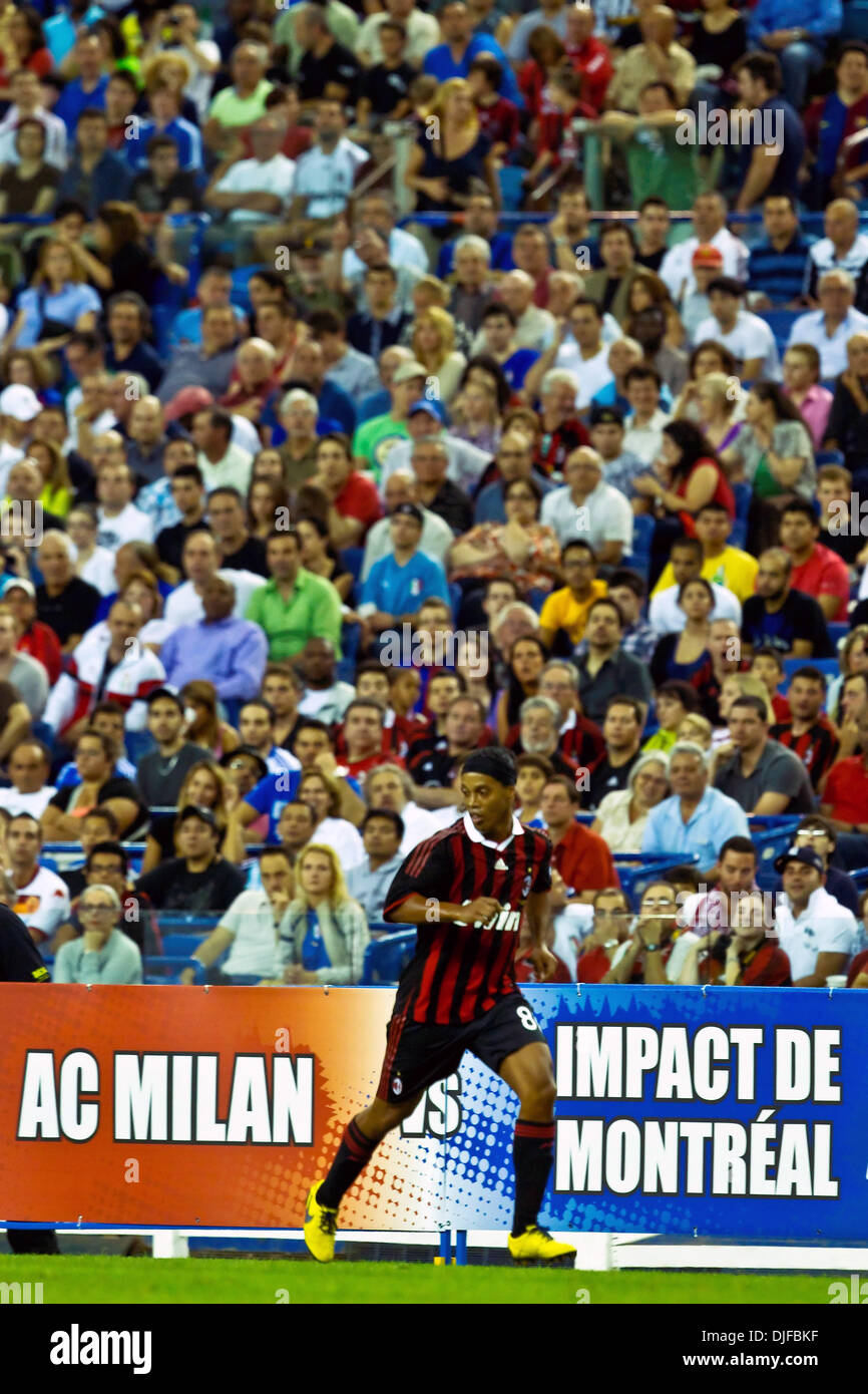 FIFA Soccer 11: Ronaldinho on AC Milan in FIFA 11 Gameplay Video - IGN