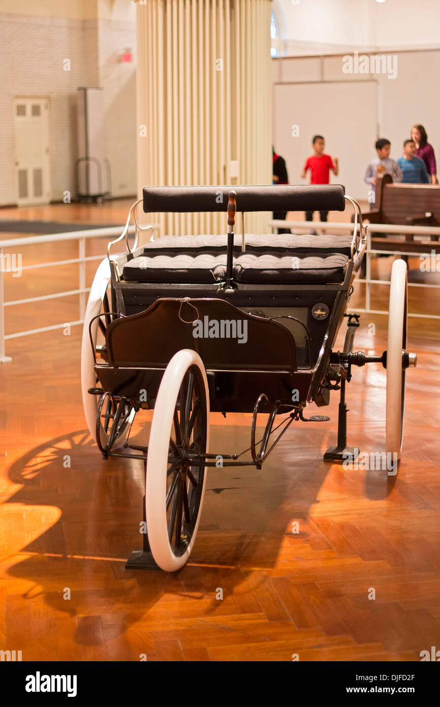 Dearborn, Michigan - The 1899 Duryea trap on display at the Henry Ford Museum. Stock Photo