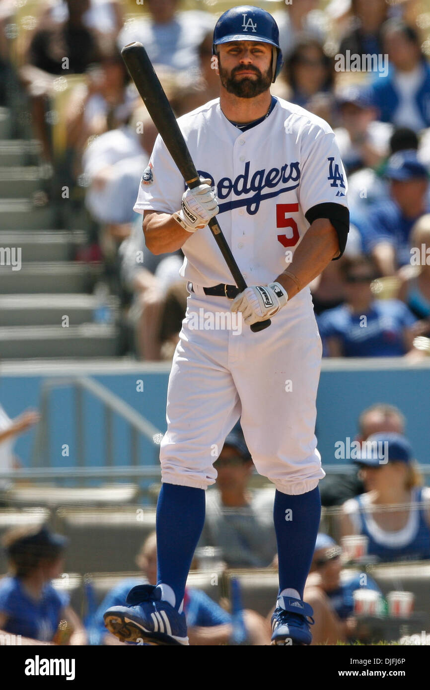 What Pros Wear: What Pros Wear: Alfonso Soriano (Bat, Batting Gloves,  Cleats, Guard) - What Pros Wear