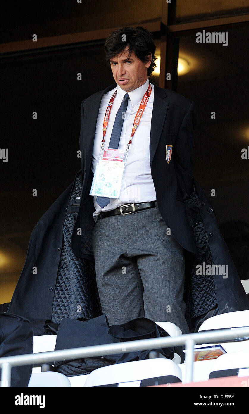June 20, 2010 - Nelspruit, South Africa - Demetrio Albertini attends the FIFA World Cup 2010 soccer match between Italy and New Zealand at Mbombela Stadium on June 20, 2010 in Nelspruit, South Africa. (Credit Image: © Luca Ghidoni/ZUMApress.com) Stock Photo