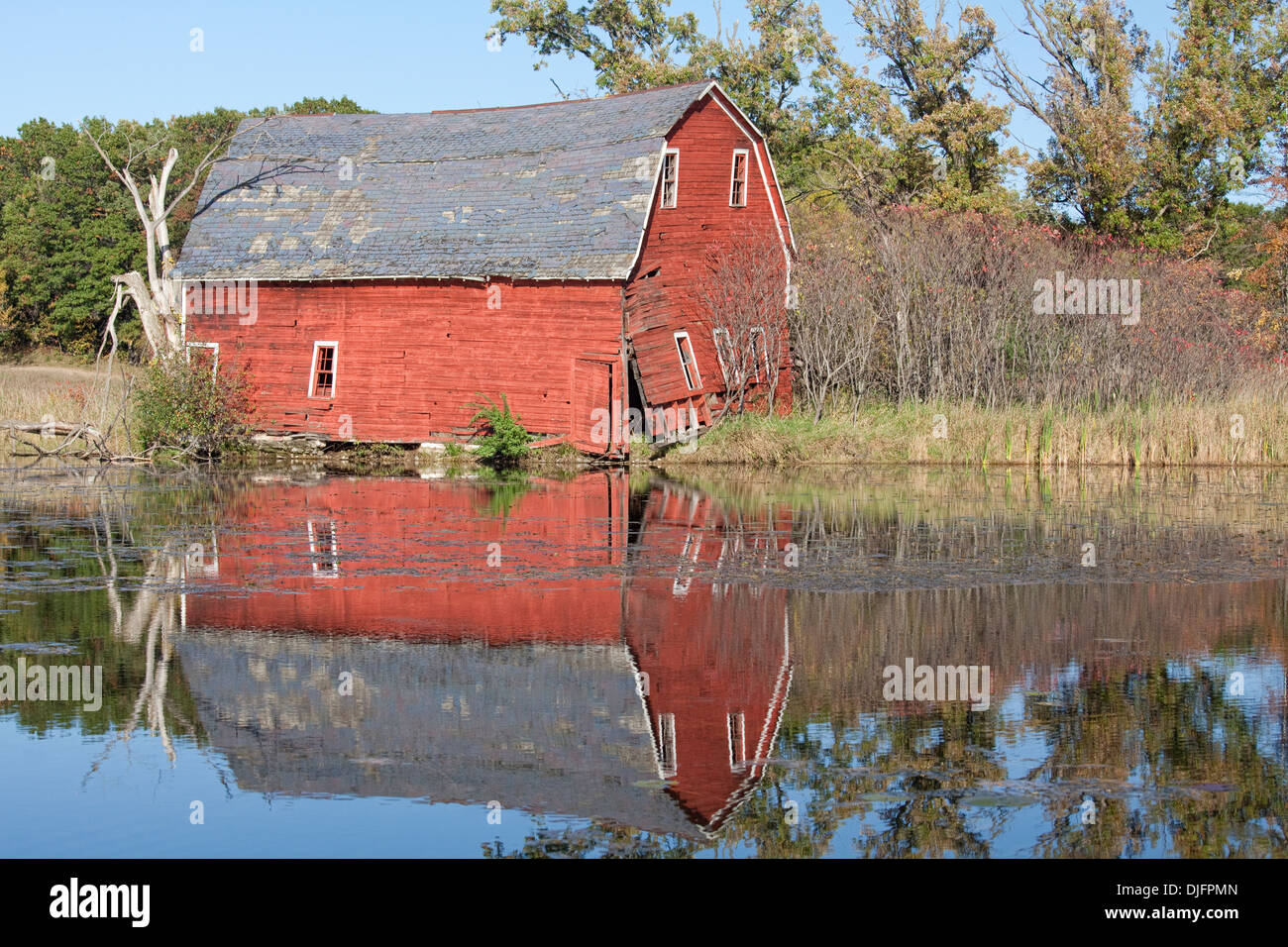 Old Red Barn In Sherburne County Minnesota Stock Photo 63042021