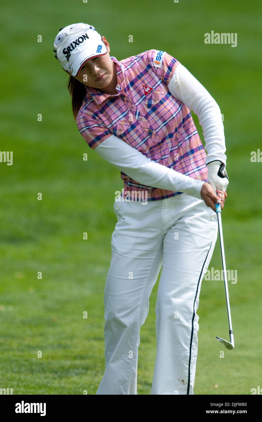 golfer-sakura-yokomine-during-the-2nd-round-of-the-2010-lpga