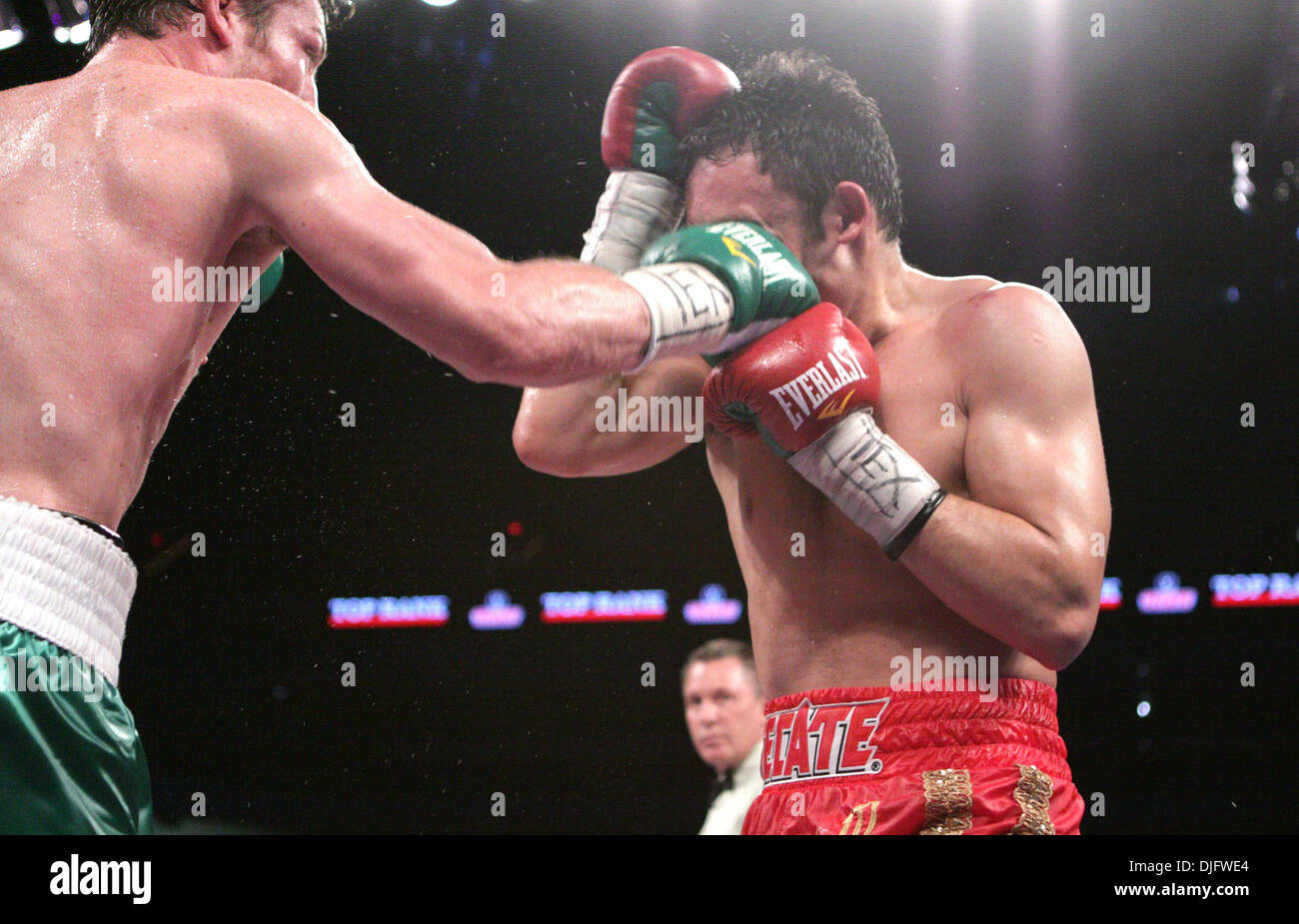 Jun 26, 2010 San Antonio, Texas, USA Middleweight boxers JULIO