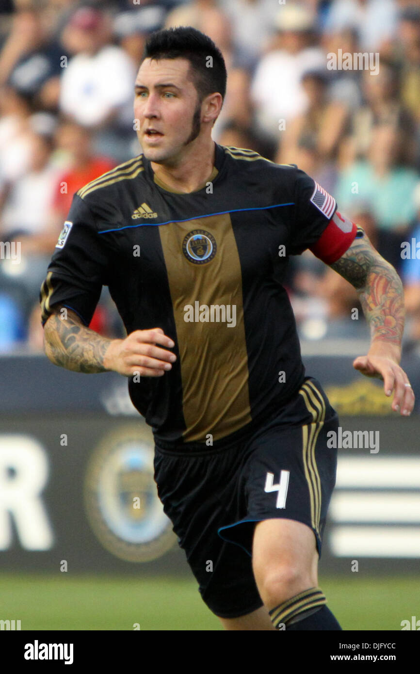 Philadelphia Union defender Danny Califf (4) goes after the ball