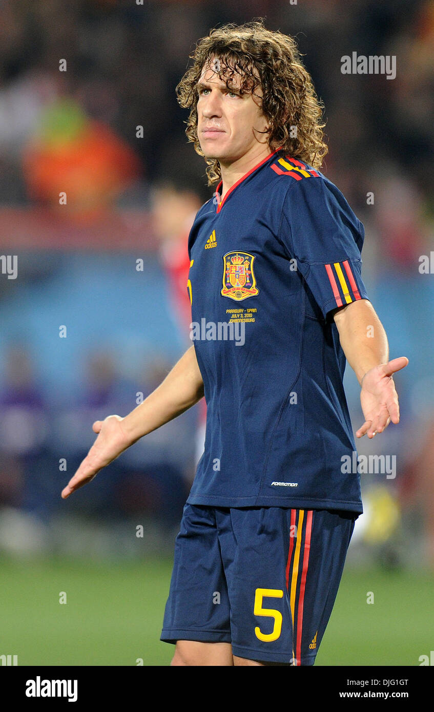 July 03, 2010 - Johannesburg, South Africa - Carles Puyol of Spain gestures during the 2010 FIFA World Cup Quarter Final soccer match between Paraguay and Spain at Ellis Park Stadium on June 03, 2010 in Johannesburg, South Africa. (Credit Image: © Luca Ghidoni/ZUMApress.com) Stock Photo