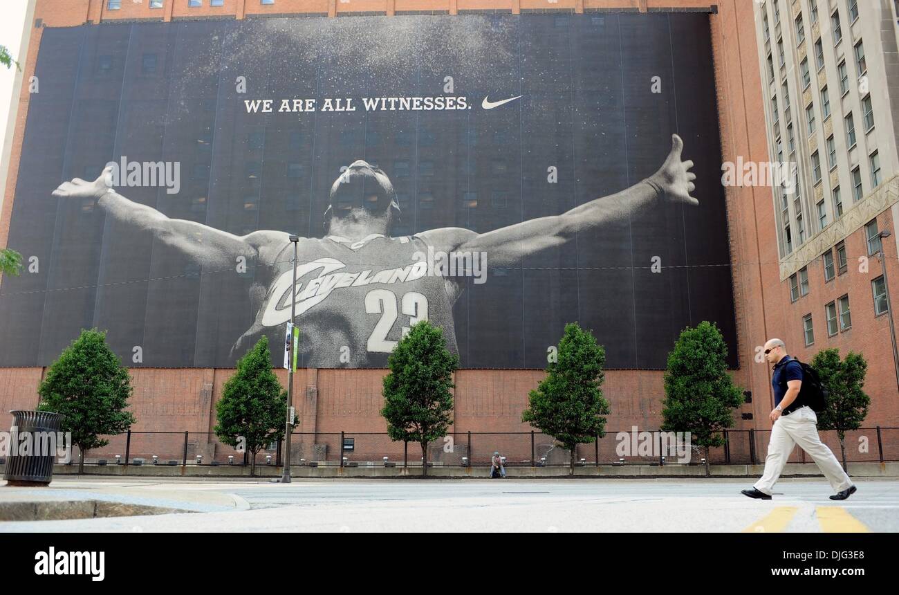 Jul 07, 2010 Cleveland, Ohio, USA A giant billboard on the side of