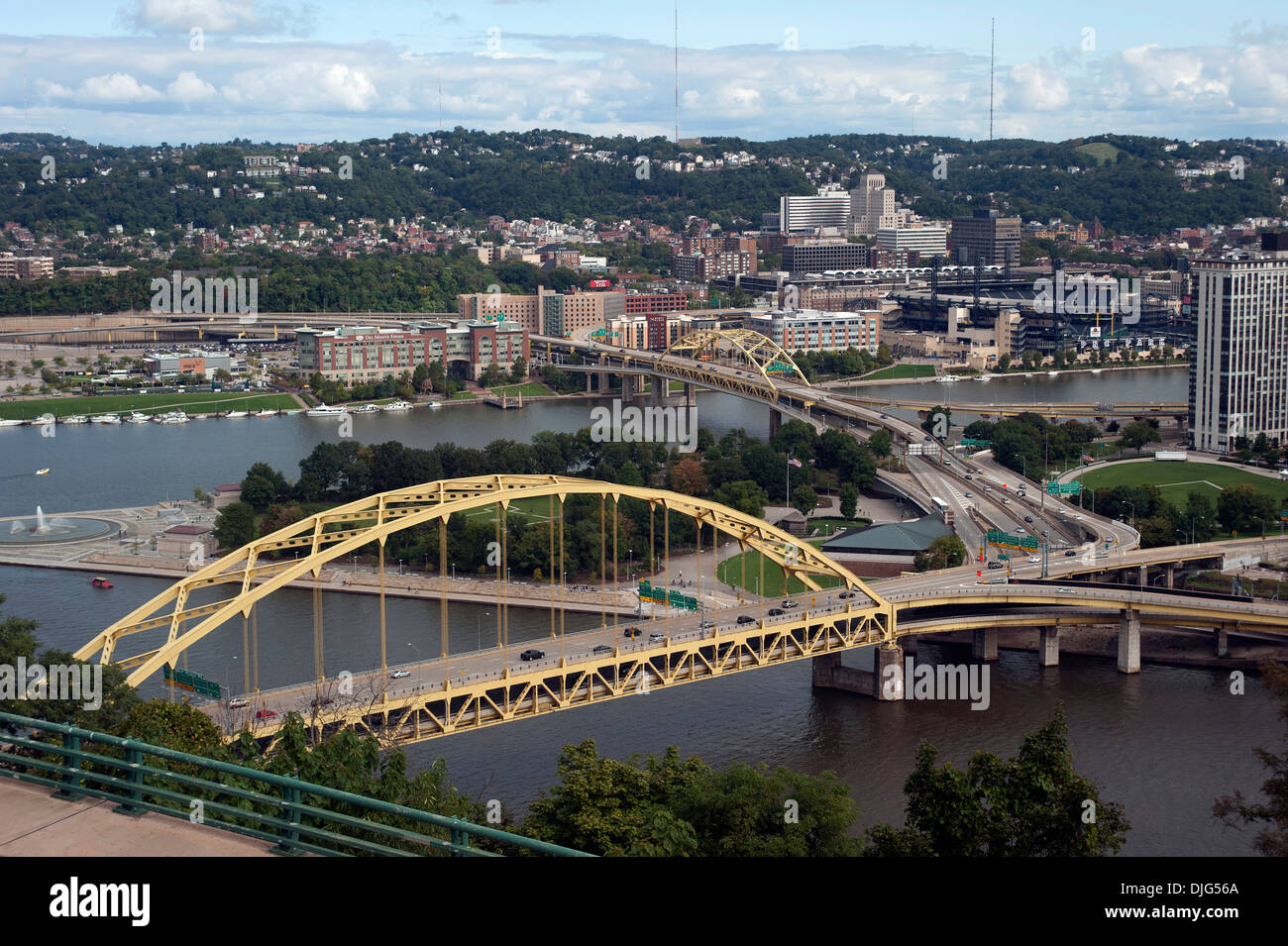 Fort pitt bridge hi-res stock photography and images - Alamy