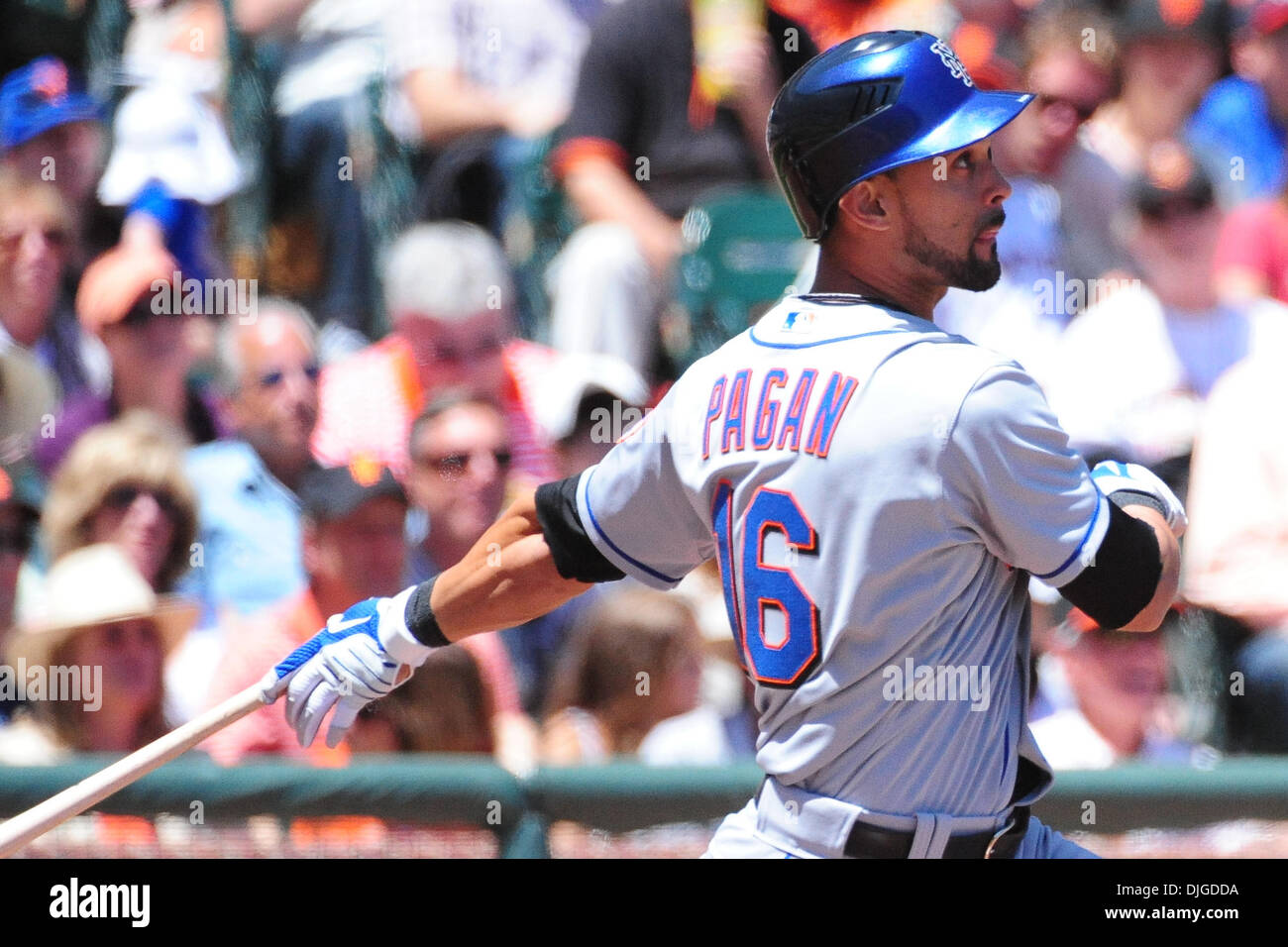 al-bumbry-of-the-baltimore-orioles-looks-on-as-he-holds-a-bat-during-picture-id52471434  (668×1024…