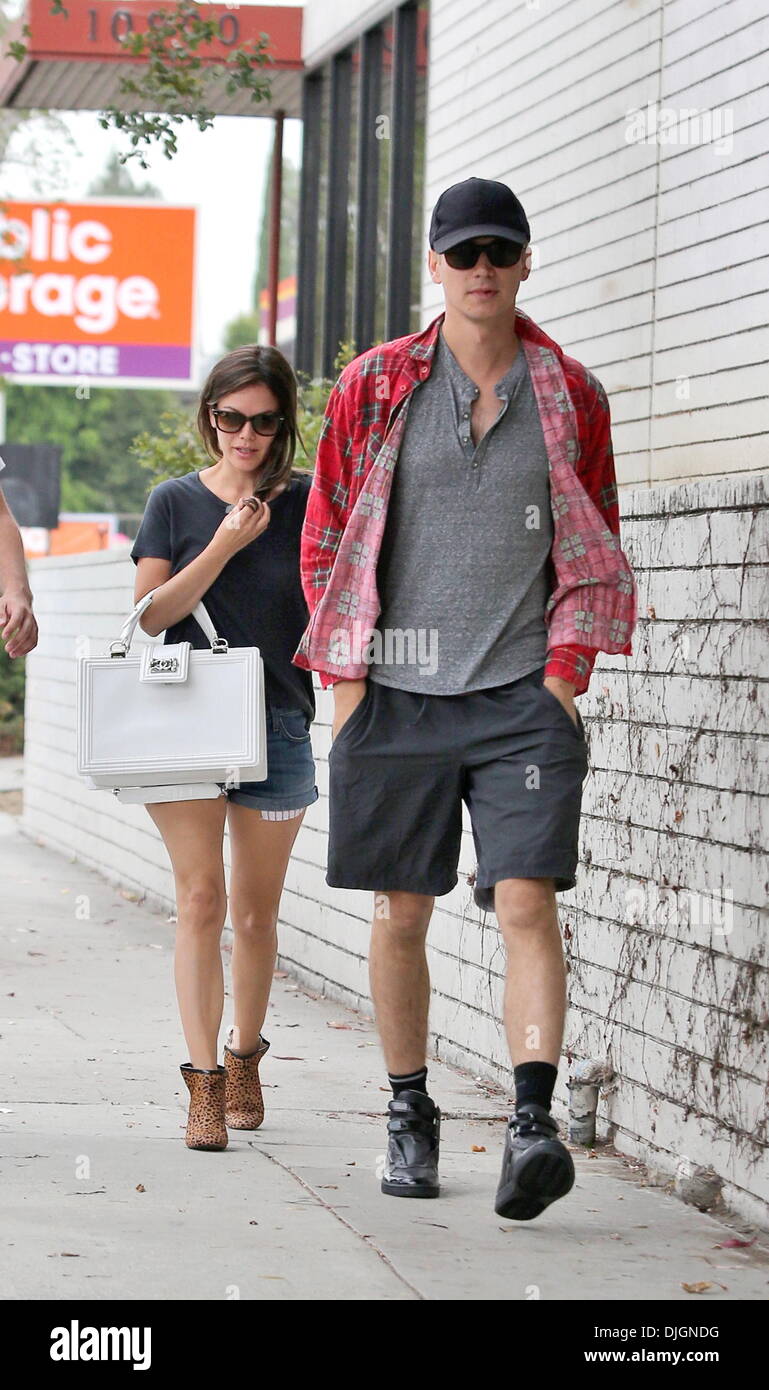 Rachel Bilson And Boyfriend Hayden Christensen Seen Out And About In Studio City Los Angeles California 12 07 12 Featuring Rachel Bilson And Boyfriend Hayden Christensen Where United States When 12 Jul 2012 Stock Photo Alamy