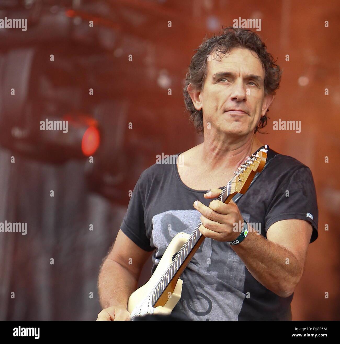 Ian Moss High Resolution Stock Photography and Images - Alamy