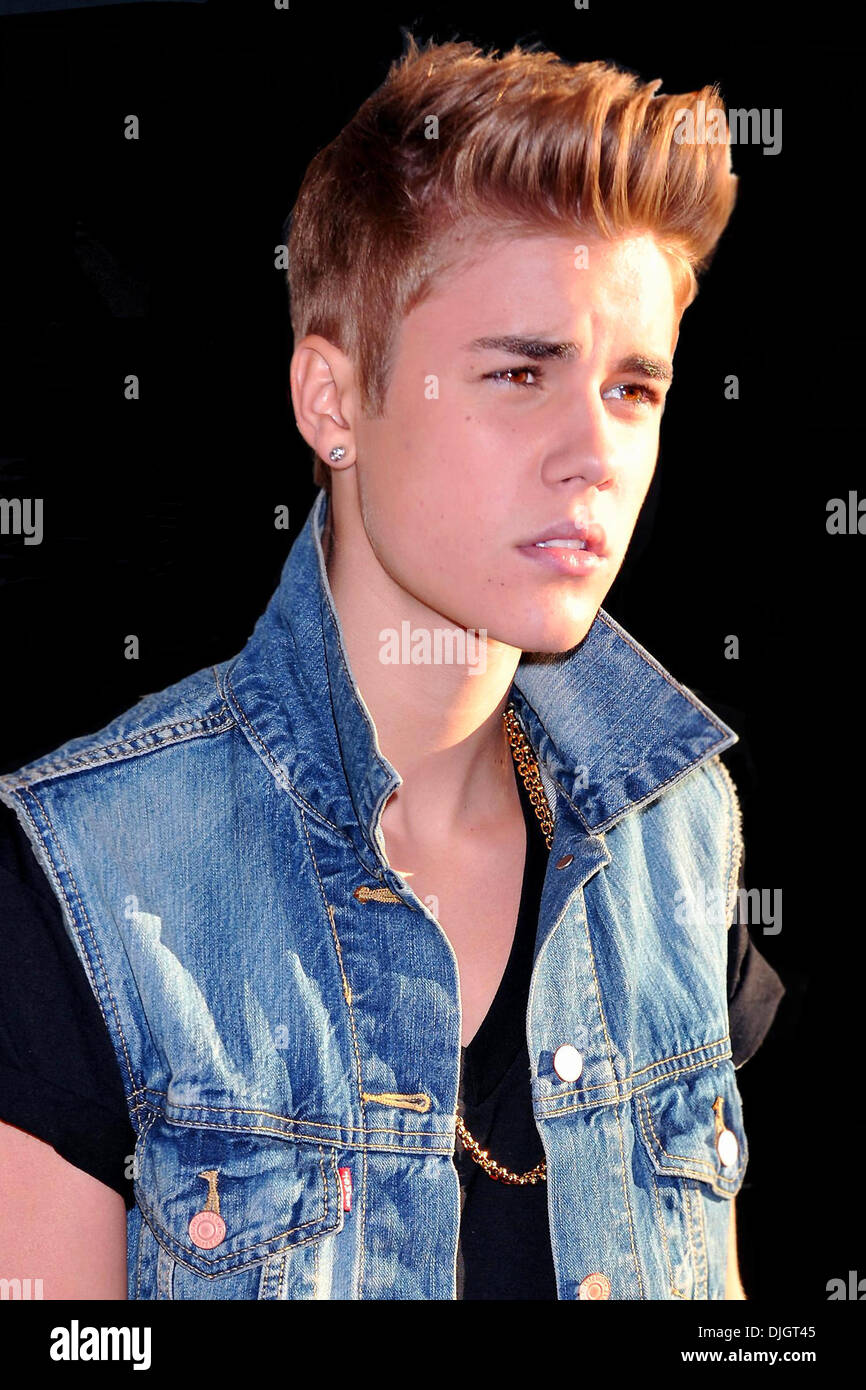 未使用級✨】Justin Bieber 愛用✨】HOTE1171 スカジャン Justin Bieber Editorial Stock Photo - Stock Image