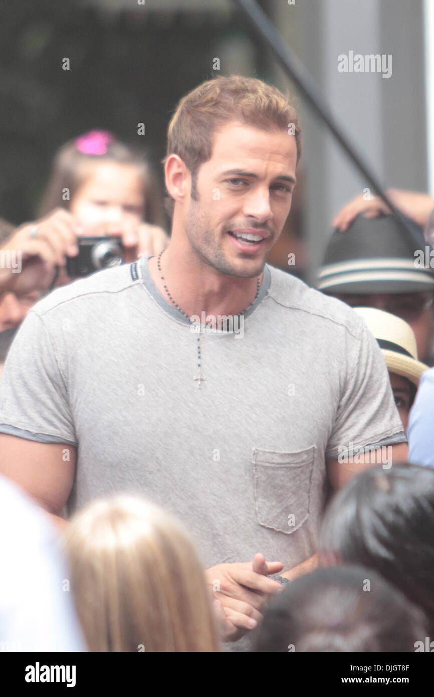 William Levy Celebrities at Grove to appear on entertainment news show Los Angeles, California Stock Photo - Alamy