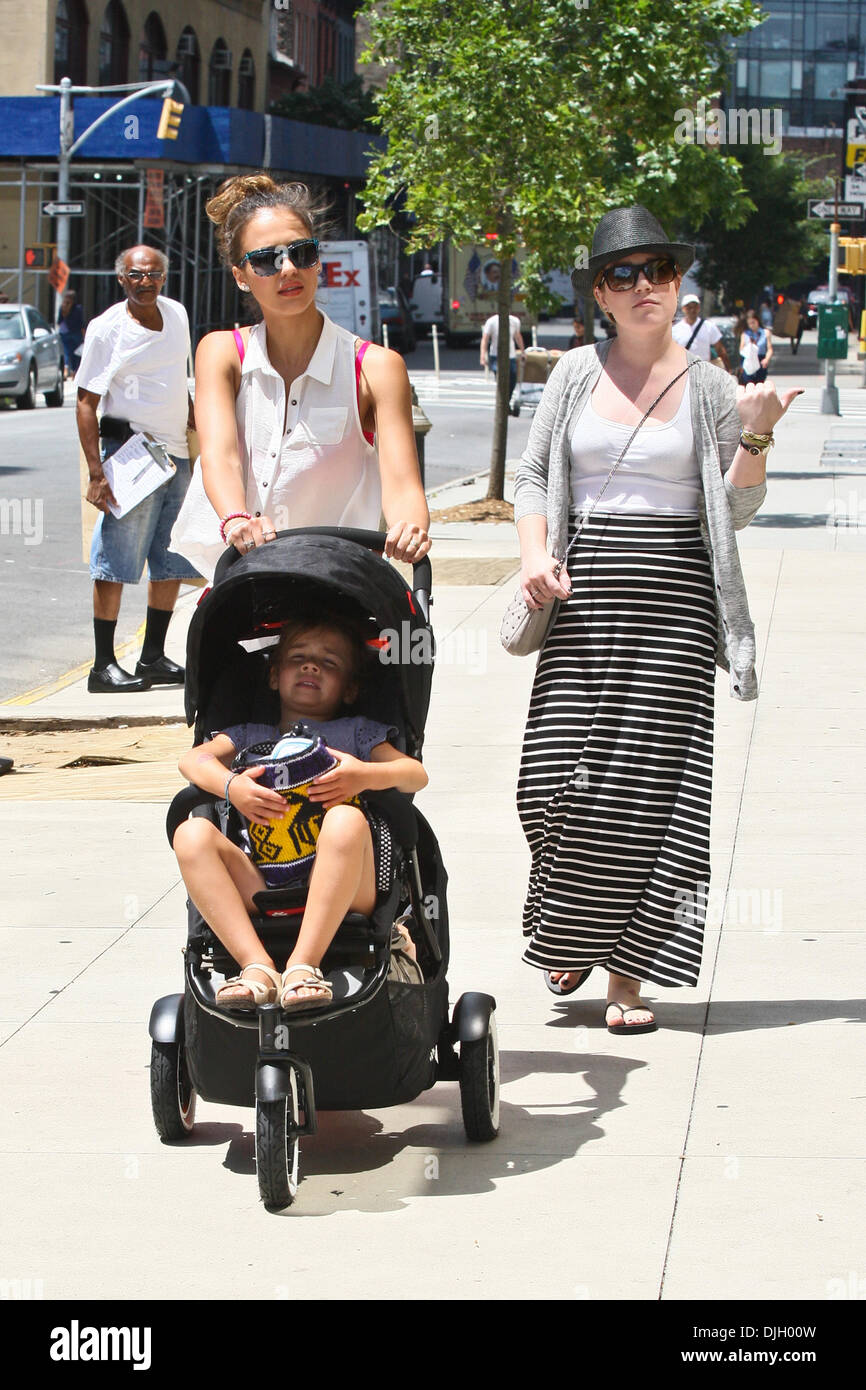 Jessica Alba leaving her hotel with her daughters Haven Garner Warren