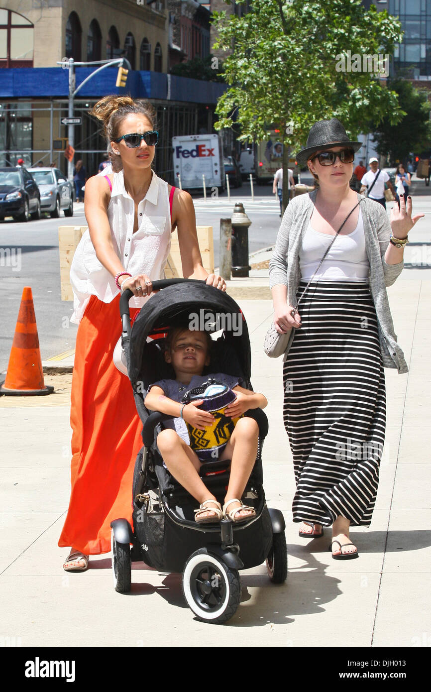 Jessica Alba leaving her hotel with her daughters Haven Garner Warren