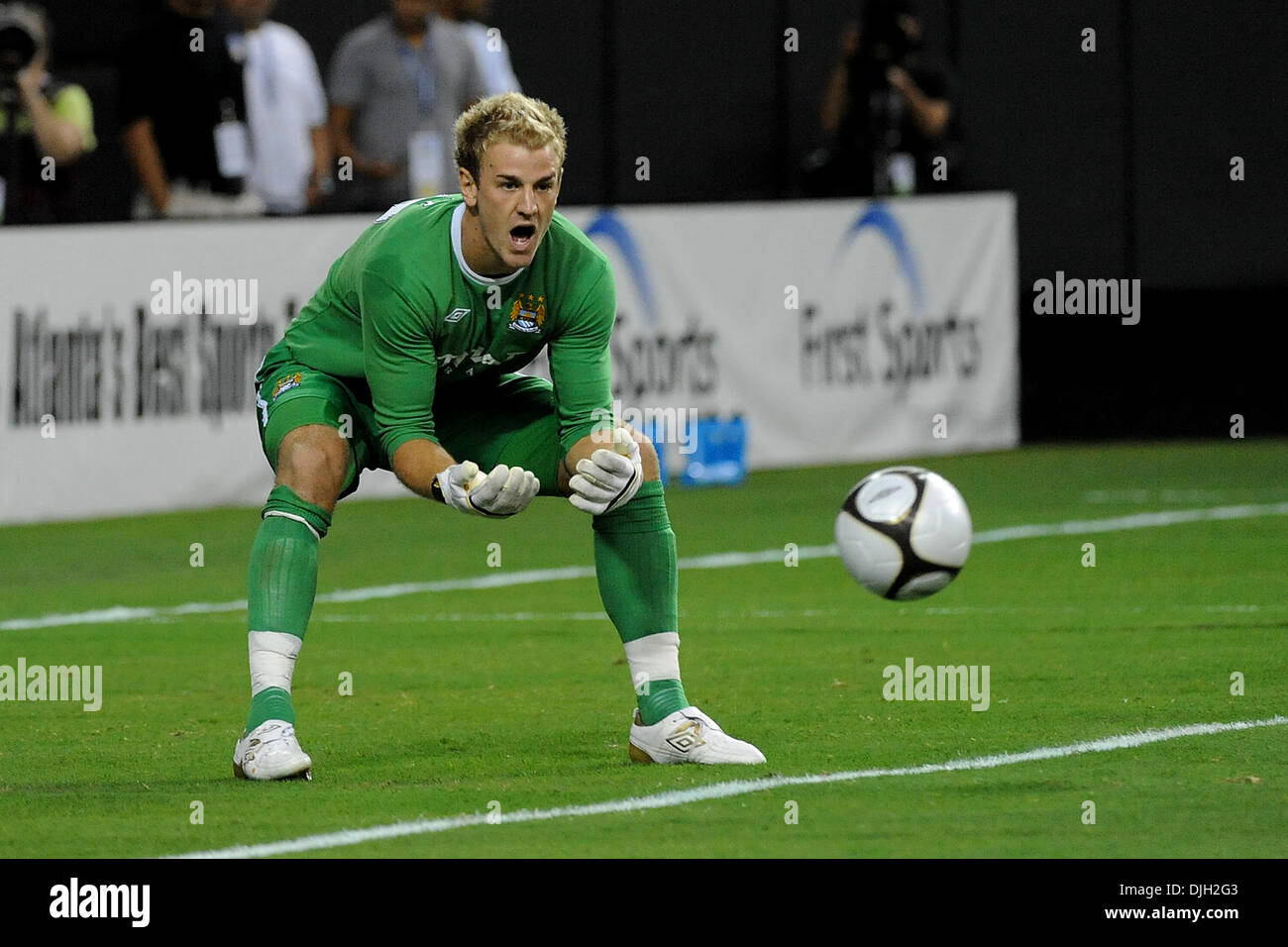 Atlanta united soccer goal keeper hires stock photography and images