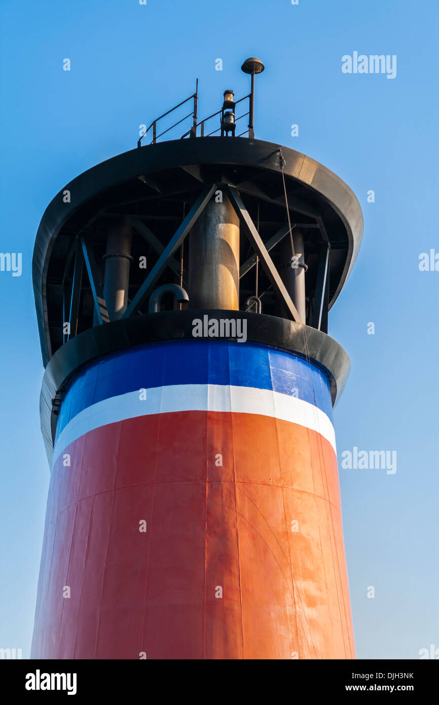 Blue funnel line hi-res stock photography and images - Alamy