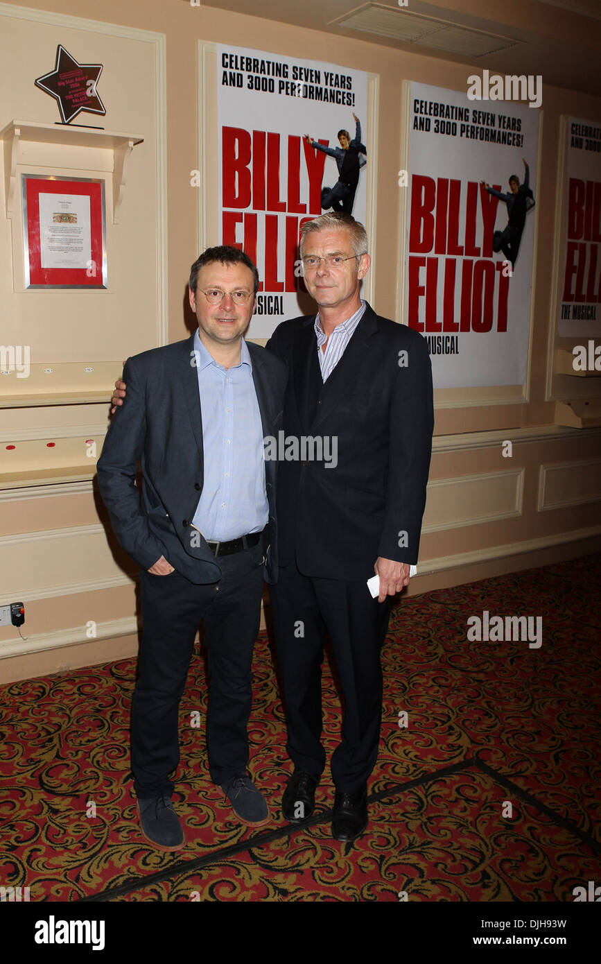 Lee Hall Stephen Daldry 'Billy Elliot Musical' celebrates their 7th anniversary and their 3000 performance at West End Victoria Stock Photo