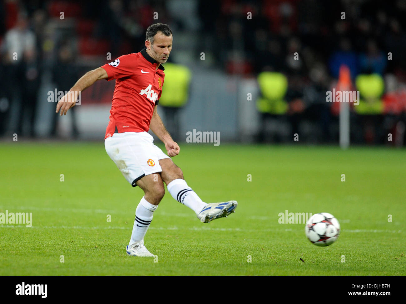 With ryan giggs hi-res stock photography and images - Alamy