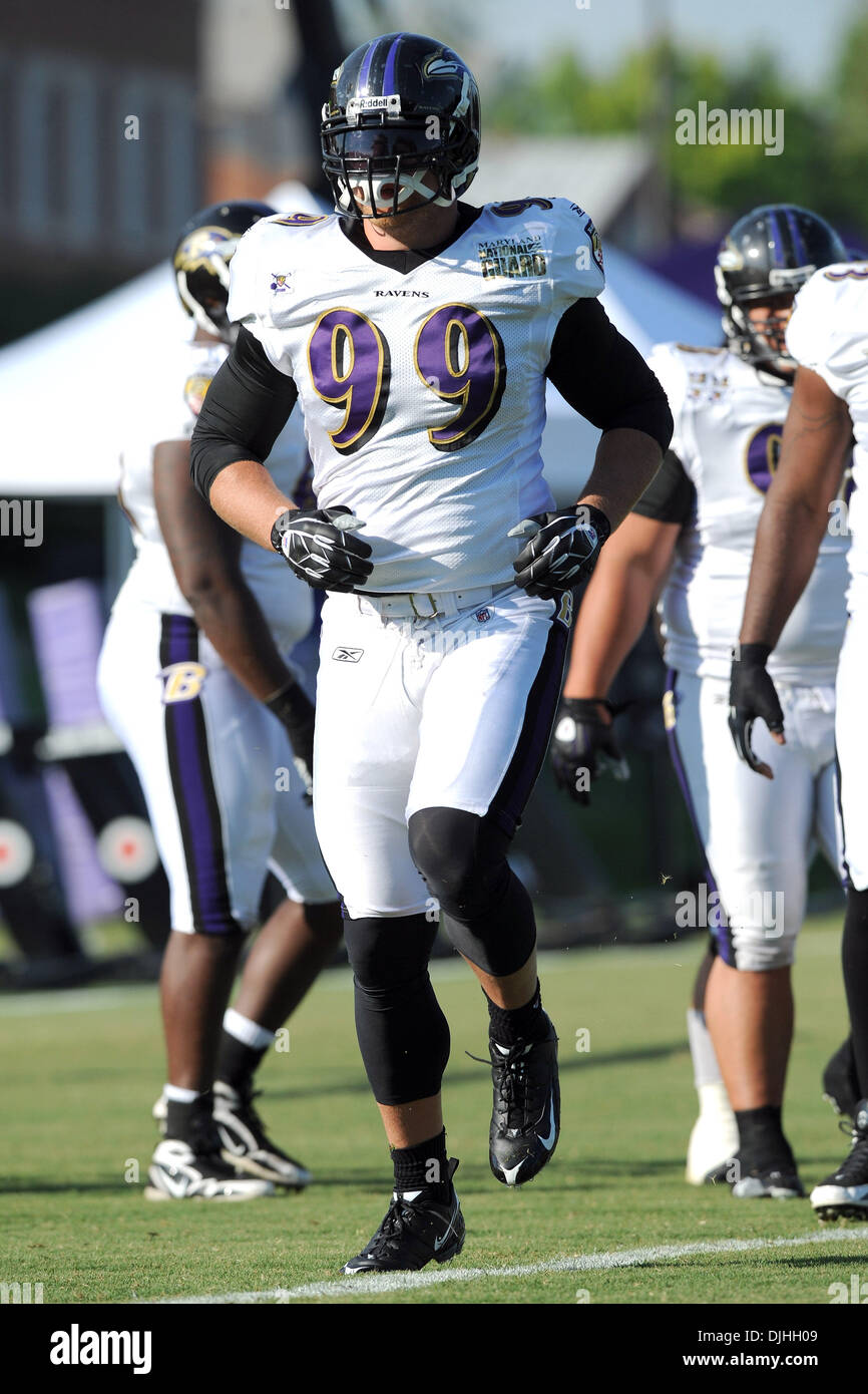 04 August 2010: Baltimore Ravens offensive tackle Michael Oher (74) signs  autographs for fans during Ravens training camp at McDaniel College in  Westminster, MDMandatory Credit: Russell Tracy / Southcreek Global  (Credit Image: ©