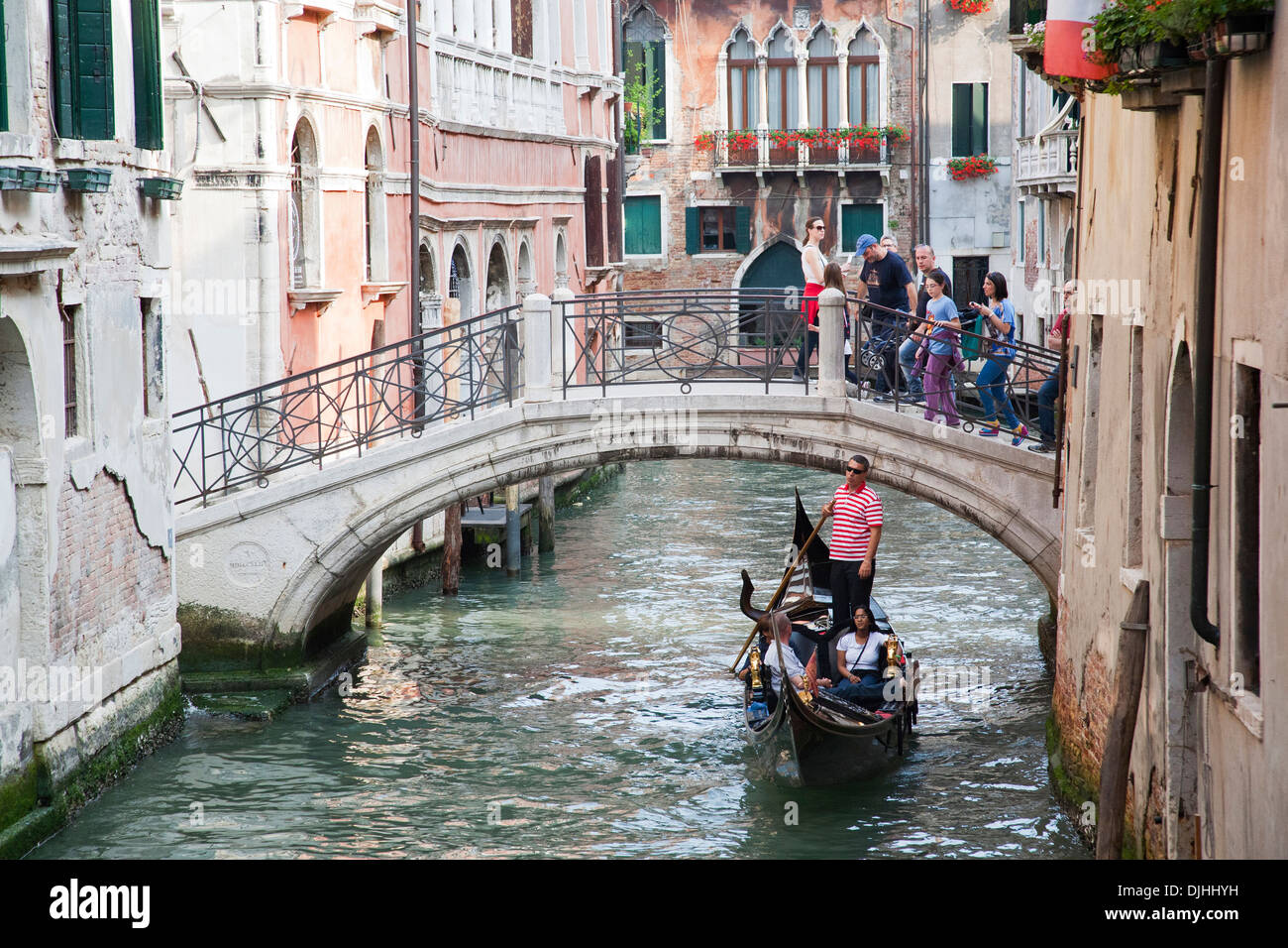 Venice city gondolas bridges hi-res stock photography and images - Alamy
