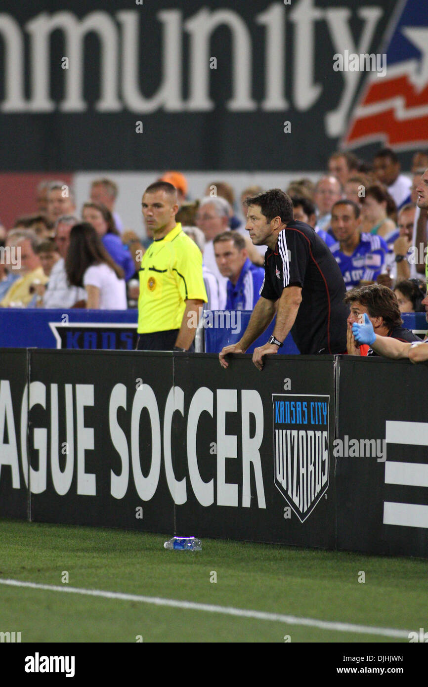 31 July 2010: Toronto FC head coach, Preki, looks on as his team is down a goal. The Kansas City Wizards went on to defeat Toronto FC 1-0 at CommunityAmerica Ballpark, Kansas City, Kansas..Mandatory Credit: Tyson Hofsommer / Southcreek Global (Credit Image: © Tyson Hofsommer/Southcreek Global/ZUMApress.com) Stock Photo