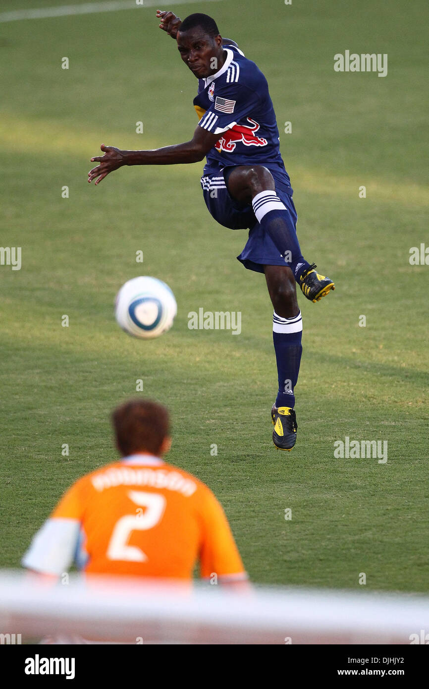 Why Liverpool Needs Antonee Robinson for Success, image size:866x1390