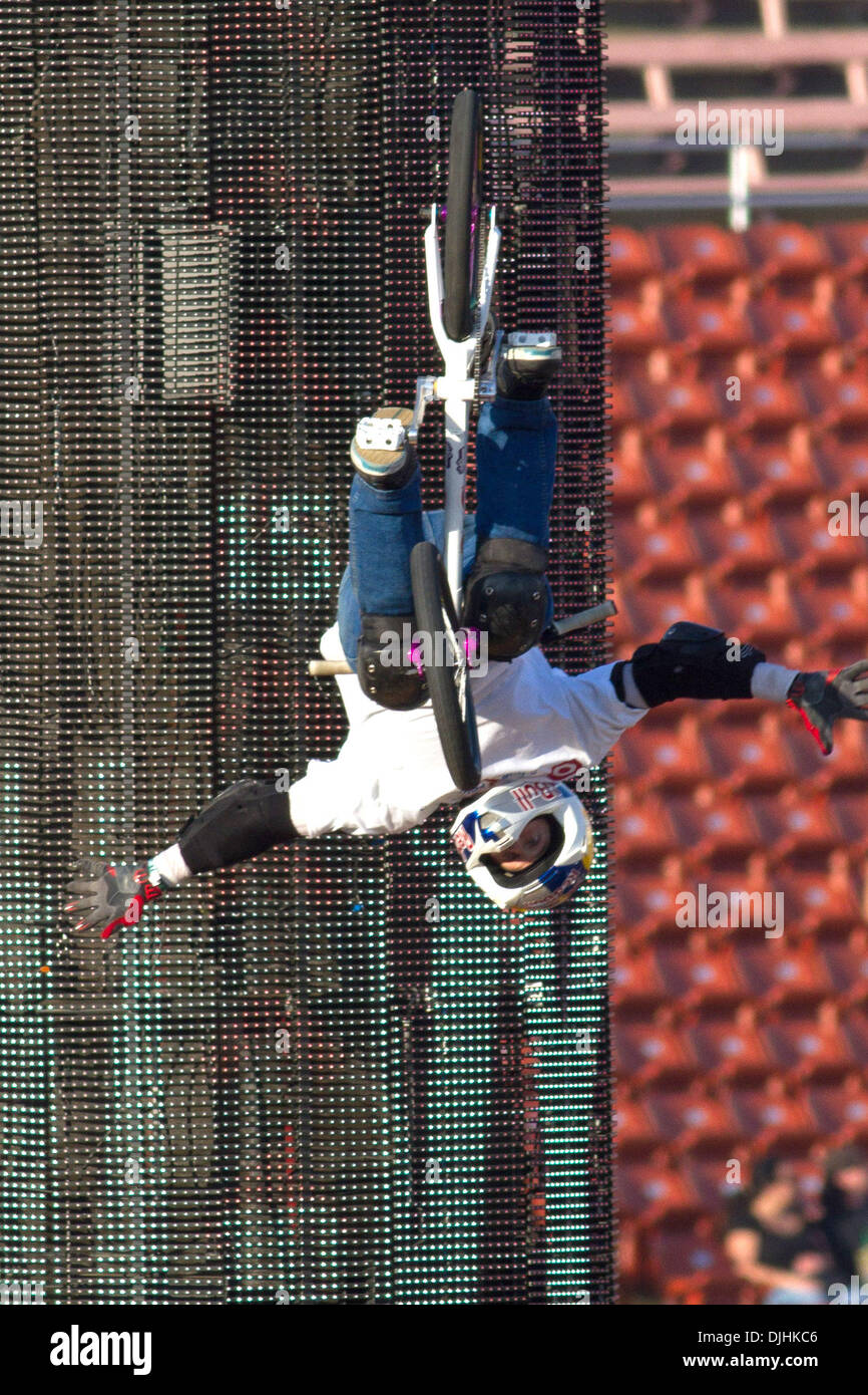 ケビン・ロビンソン サイン入りBMX写真 コンテストの賞 Kevin robinson bmx hi-res stock photography and images - Alamy