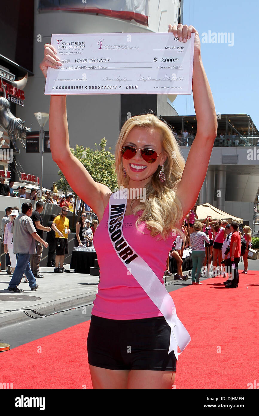 Winner Katie Kearney Miss Missouri Chinese Laundry Miss USA Wedge Run