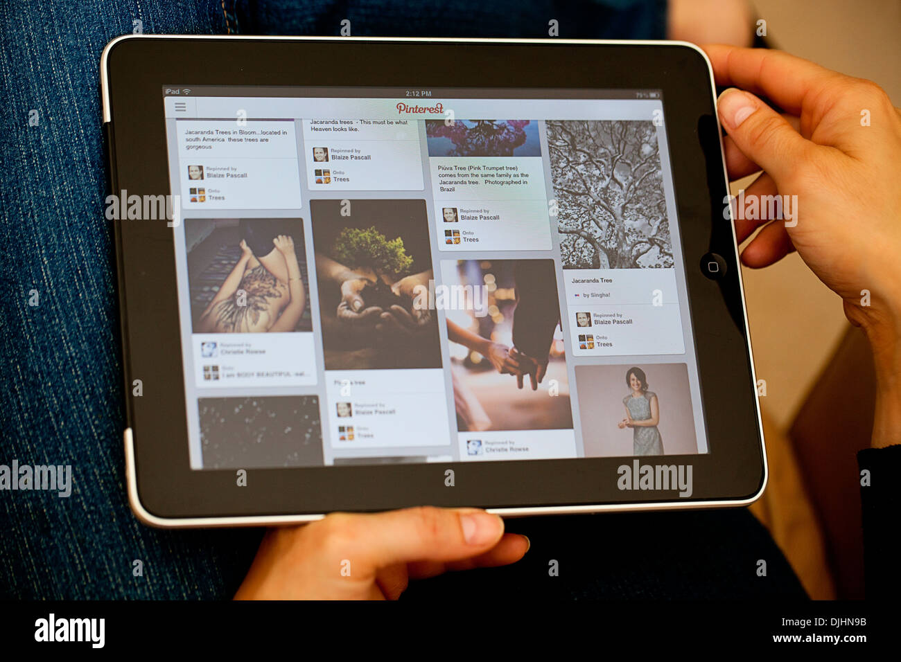 Online pinboard hi res stock photography and images Alamy
