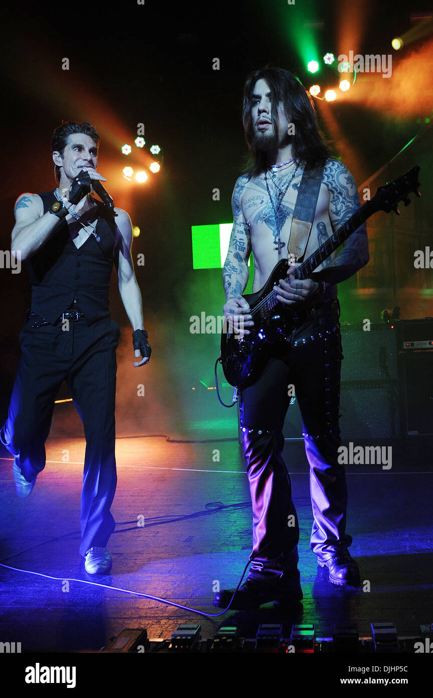 Perry Farrell and Dave Navarro Janes Addiction performs at Fillmore Miami Beach Miami Beach