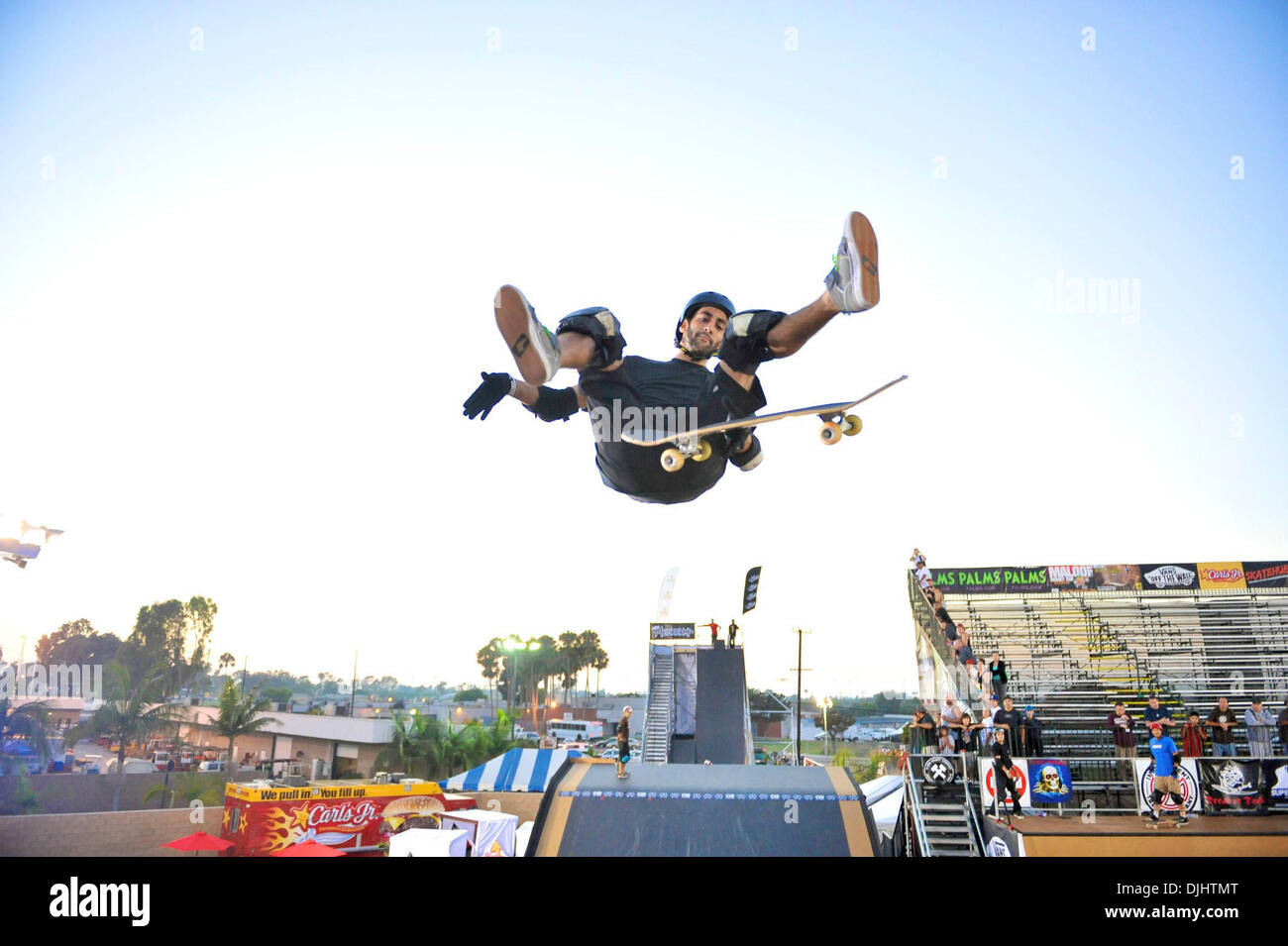 Skateboarding competition hi-res stock photography and images - Alamy