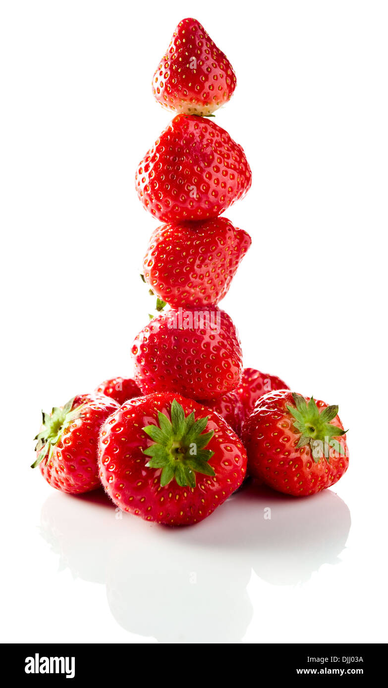 ripe strawberry isolated on white reflexive background Stock Photo - Alamy
