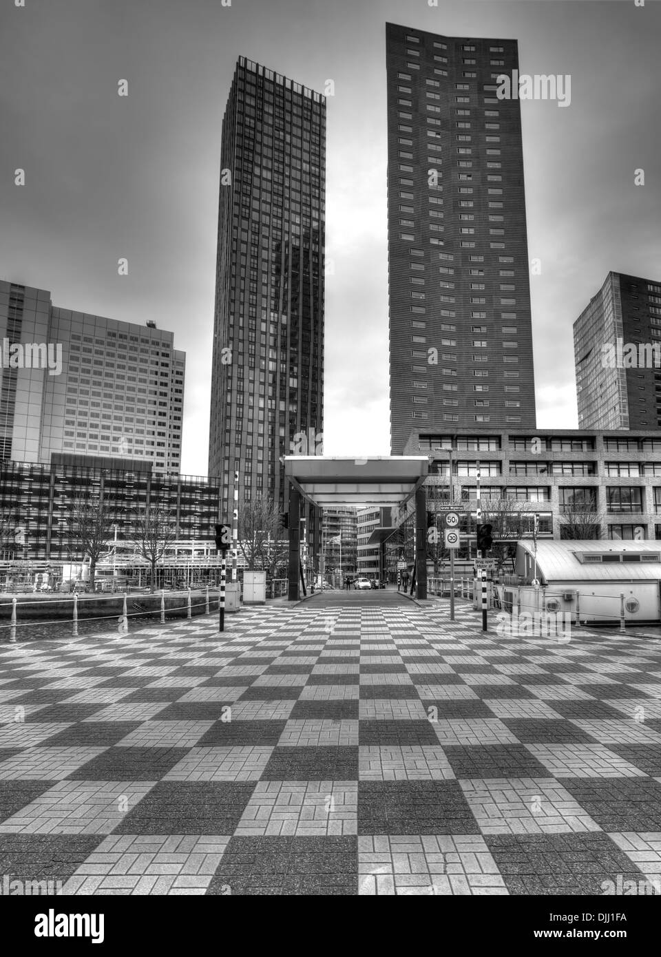 Skyscrapers rotterdam Black and White Stock Photos & Images - Alamy