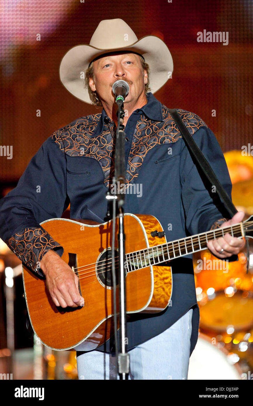 Alan Jackson performs live at the 2010 Capital Hoedown in Ottawa