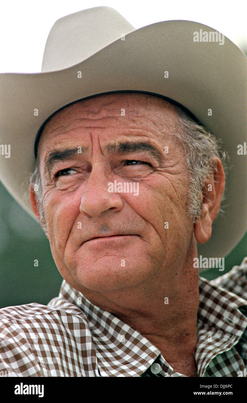 US President Lyndon B. Johnson in a cowboy hat at his Ranch September 18, 1972 in Stonewall, Texas. Stock Photo