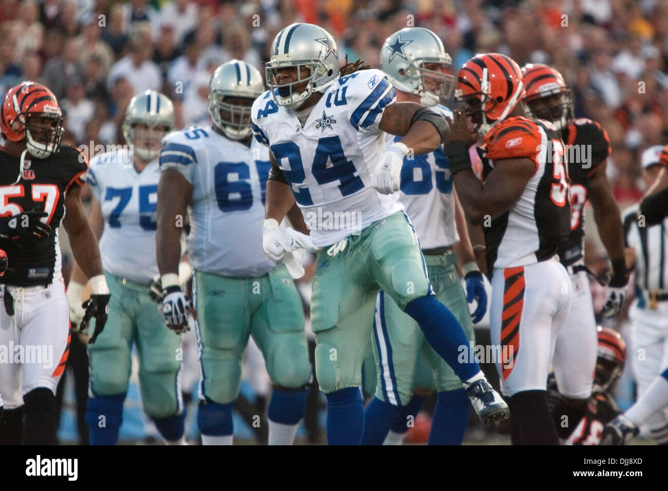 08 August 2010 Dallas Cowboys Running Back Marion Barber 24 Stock Photo Alamy