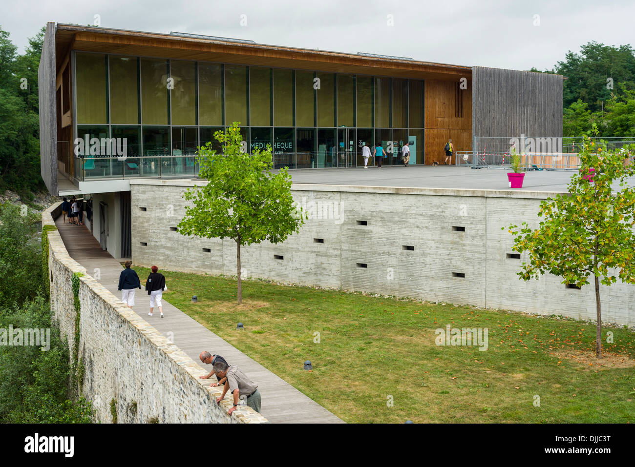 Mediatheque Library Hi-Res Stock Photography And Images - Alamy