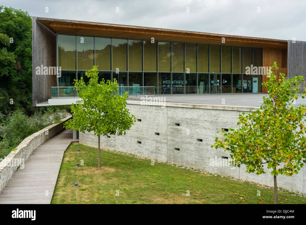 Mediatheque Library Hi-Res Stock Photography And Images - Alamy