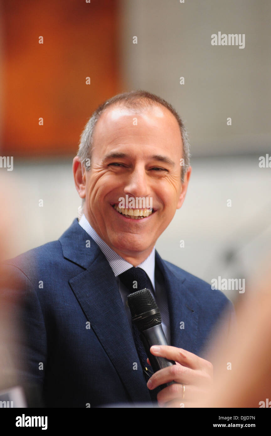 Matt Lauer Performing Live At Rockefeller Center As Part Of Today Matt Lauer Performing Live At Rockefeller Center As Part Of Today